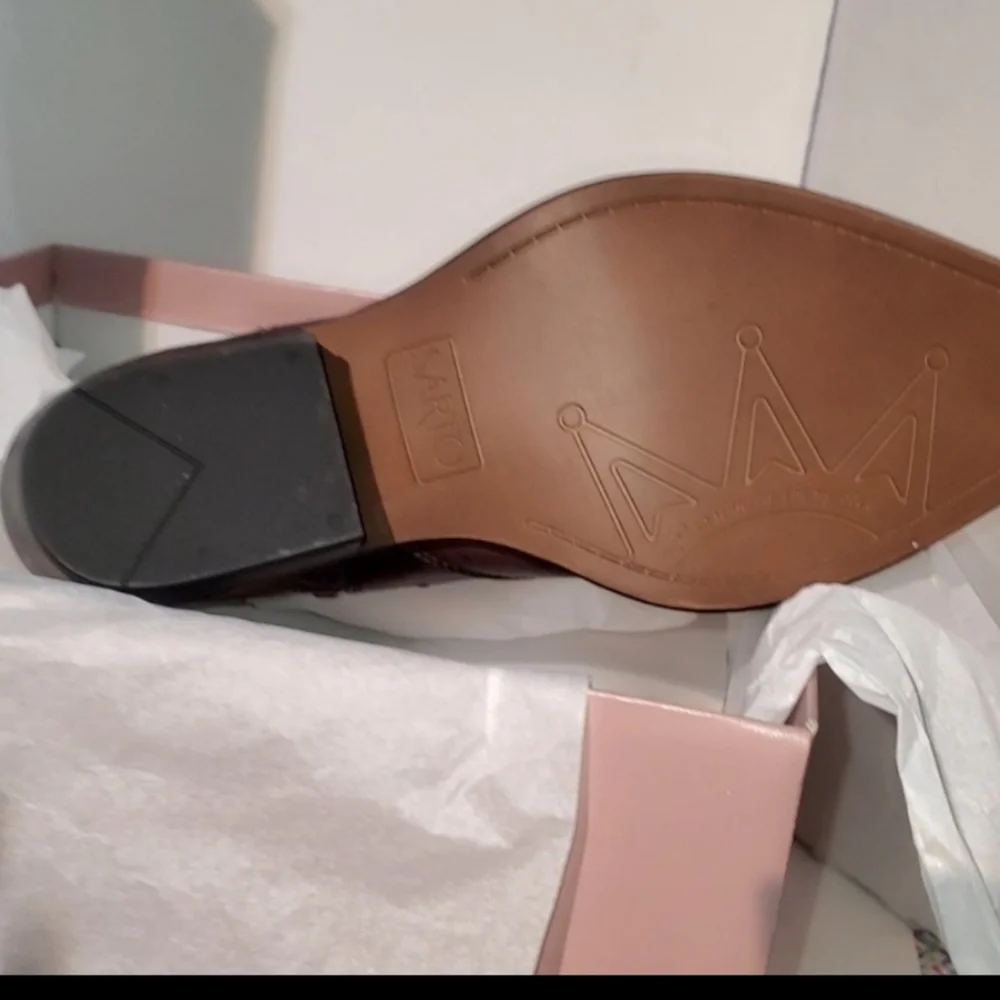 Franco Sarto Lance 2 Western Boots, Side Zip, Women, Size 7 M. New with box. - Picture 4 of 7